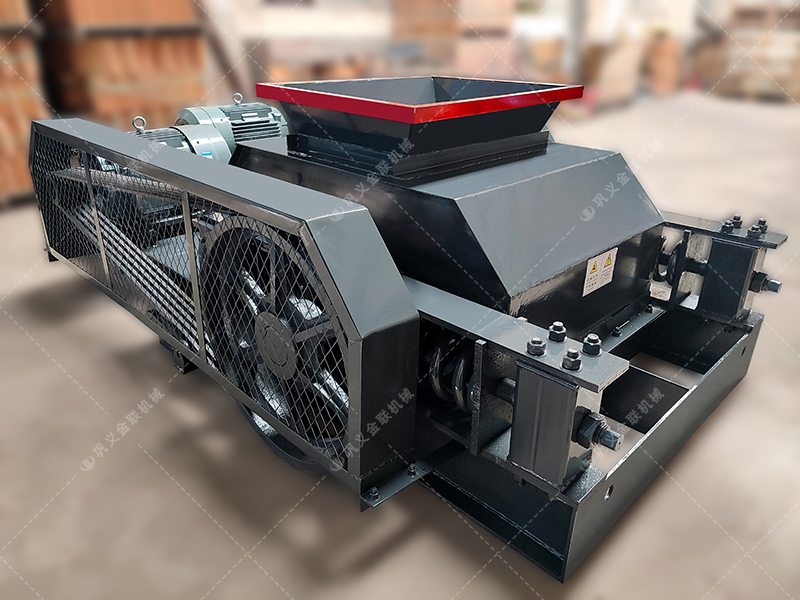 除了价格，选择双齿辊破碎机更应关注哪些长期效益指标？