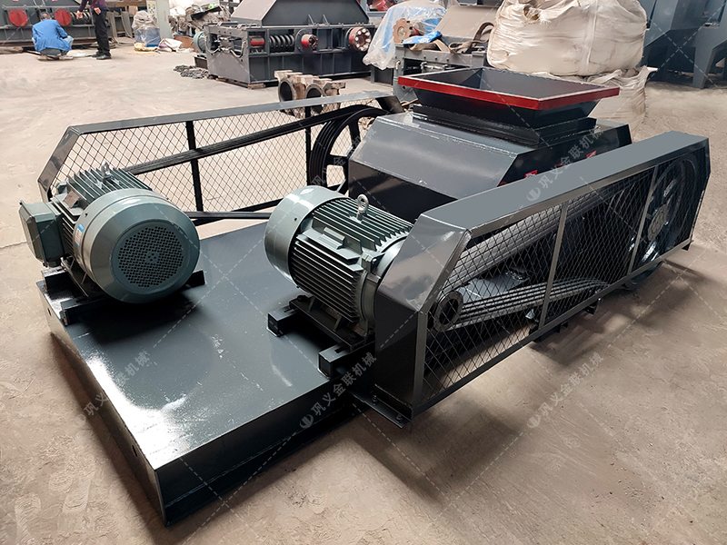 除了价格，选择双齿辊破碎机更应关注哪些长期效益指标？