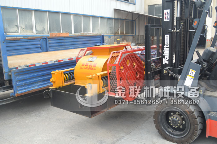 2pgc450*500双齿辊破碎机发货图片_发往内蒙古赤峰_破碎煤4