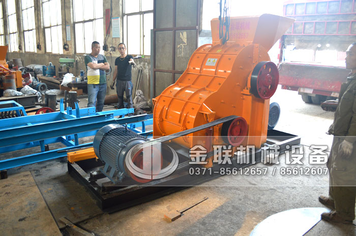 SCF88双级破碎机,筛分机生产线发货图片_发往甘肃武威_破碎红土2