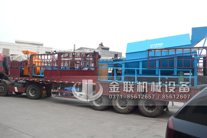SCF88双级破碎机,筛分机生产线发货图片_发往甘肃武威_破碎红土9