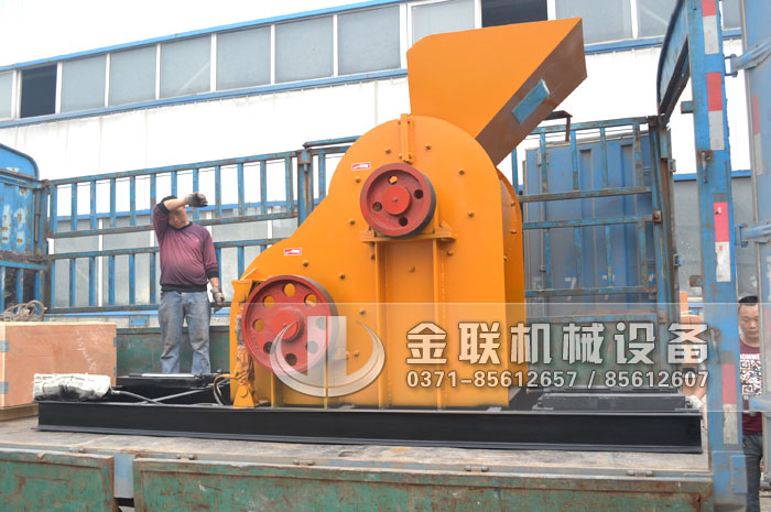 SCF88双级粉碎机发货图片_发往广东佛山_破碎高岭土4