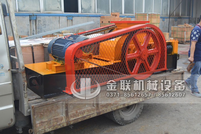 2pg400X250小型对辊破碎机发货图片_发往江苏连云港_破水渣6