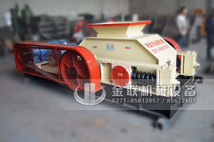 2PG800x600对辊破碎机发货图片_发往广东连州_破碎石英石1