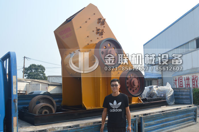 SCF1100X1000大型双级粉碎机发货图片_发往甘肃平阳_破碎煤矸石7