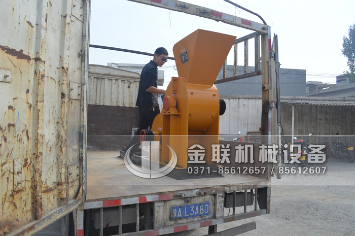 46小型双级粉碎机发货图片_发往甘肃庆阳_破碎煤3