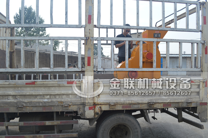 46小型双级粉碎机发货图片_发往甘肃庆阳_破碎煤7