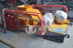 2PGC小型双齿辊破碎机发货图片_发往湖南娄底_破碎冰块