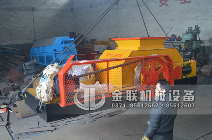 2PGC900X900双齿辊破碎机发货图片_发往内蒙古乌海_粉碎煤3