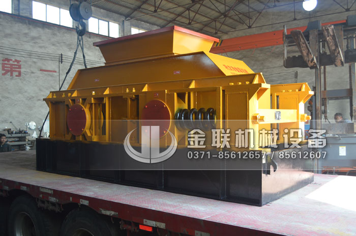 2PG1500X800大型对辊破碎机发货图片_发往陕西汉中_破碎石英砂2