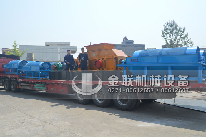 2PG1500X800大型对辊破碎机发货图片_发往陕西汉中_破碎石英砂7